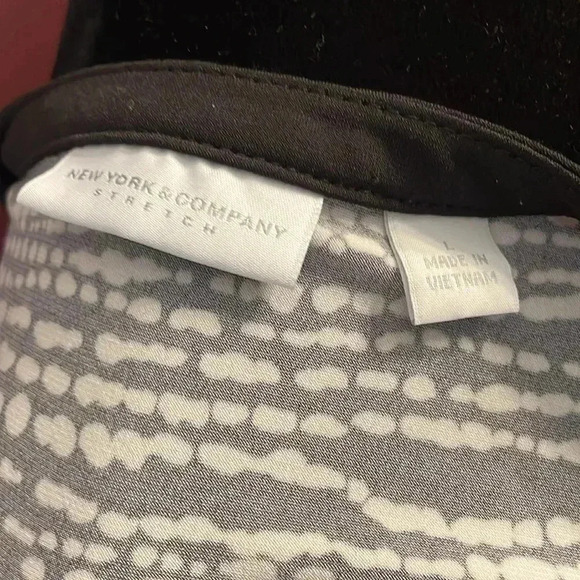 New York & Company Stretch Blouse - Picture 7 of 8